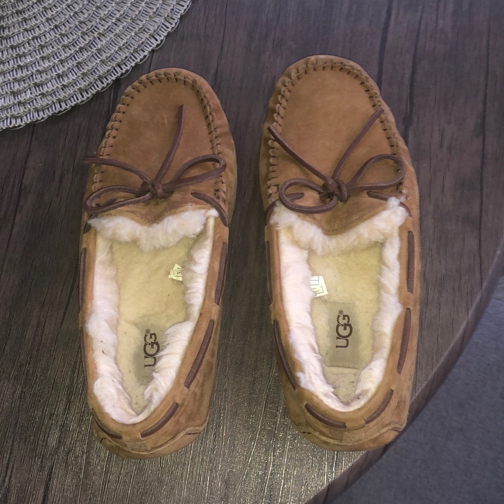 UGG MOCASSINS !!!!!